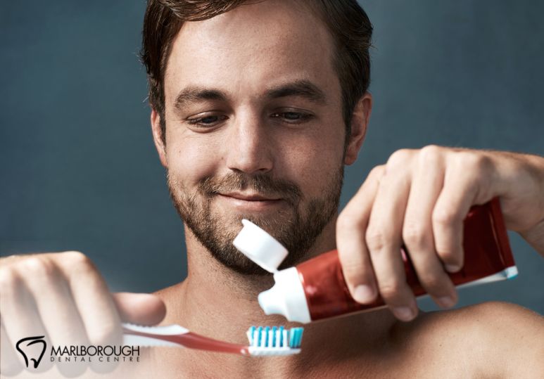 Calgary Dental Services: 4 Tips for Choosing the Right Toothpaste