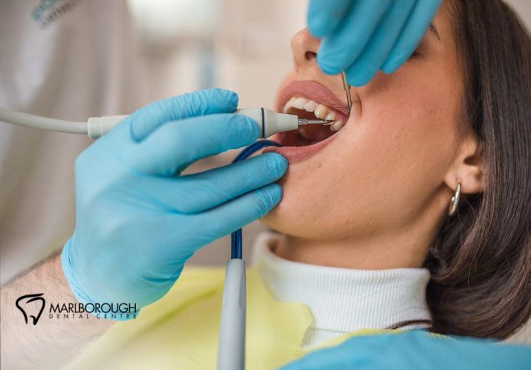 Dental Cleanings Before the Holidays: Stay Fresh for Every Photo 